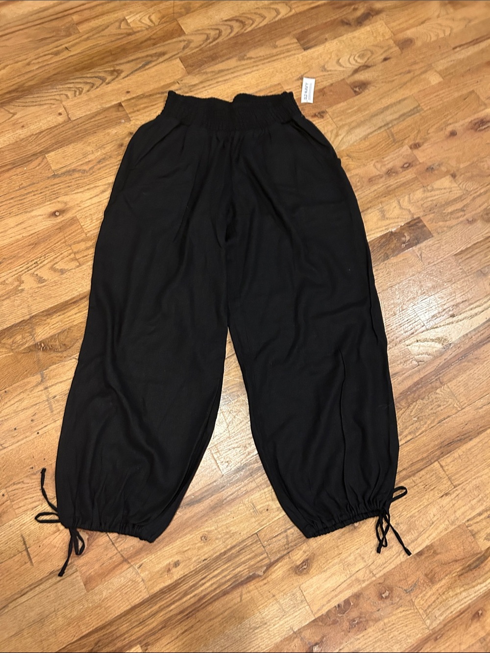 Old Navy Black Elastic Waist Drawstring Hem Joggers